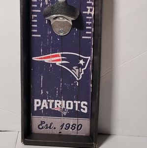NEW ENGLAND PATRIOTS  BOTTLE OPENER WOOD PLAQUE